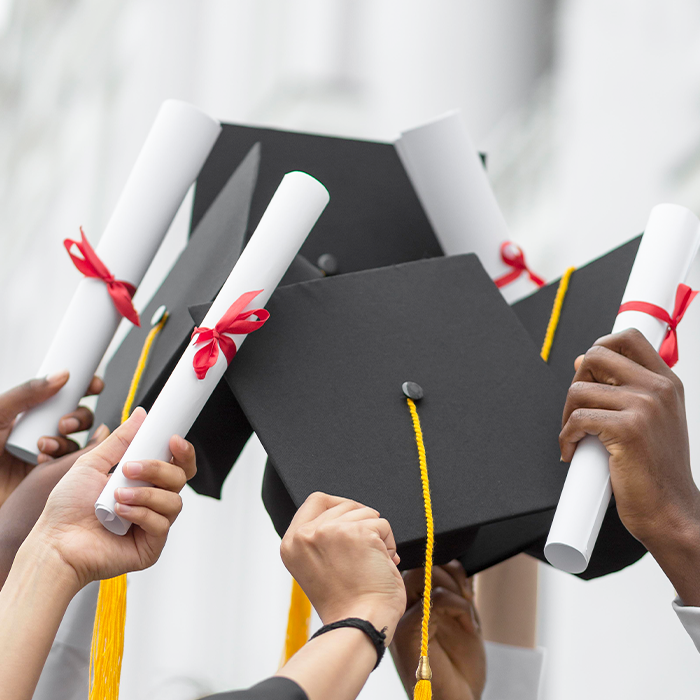 Cadouri de absolvire pentru toate vârstele - idei originale și personalizate