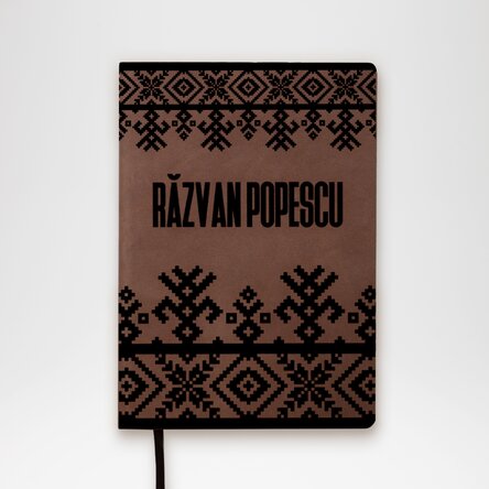 Agendă din piele personalizată cu nume - Model tradițional 