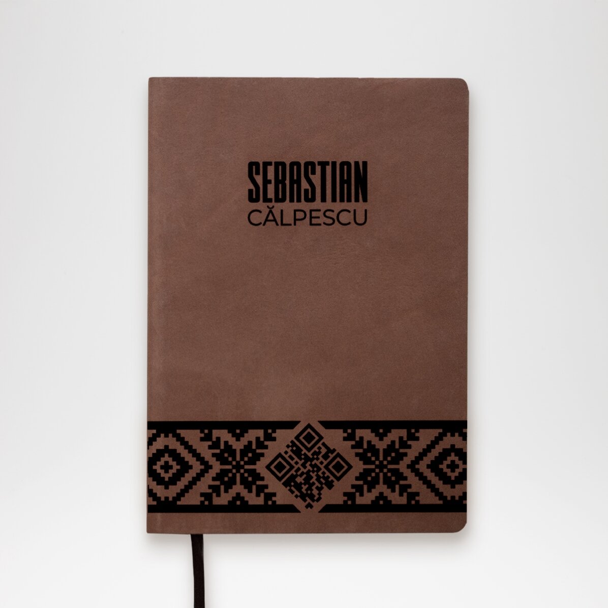 Agendă din piele personalizată cu nume și cod QR  - Tradițional