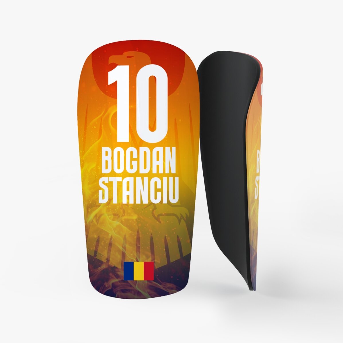 Apărători de fotbal personalizate cu text - România