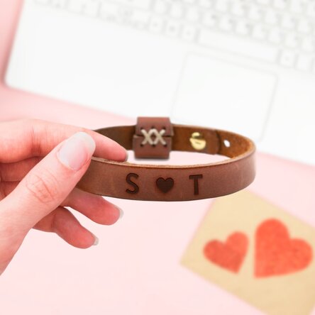 Brățară din piele personalizată cu 2 inițiale - Heart