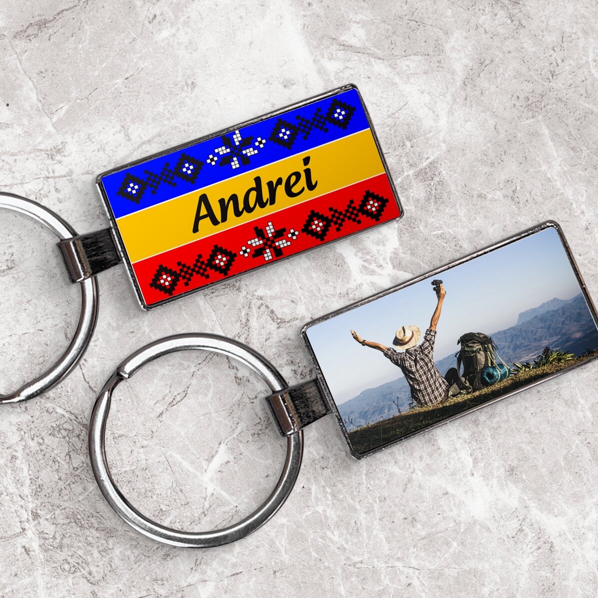 Breloc personalizat cu o poză și text - Steagul Romaniei