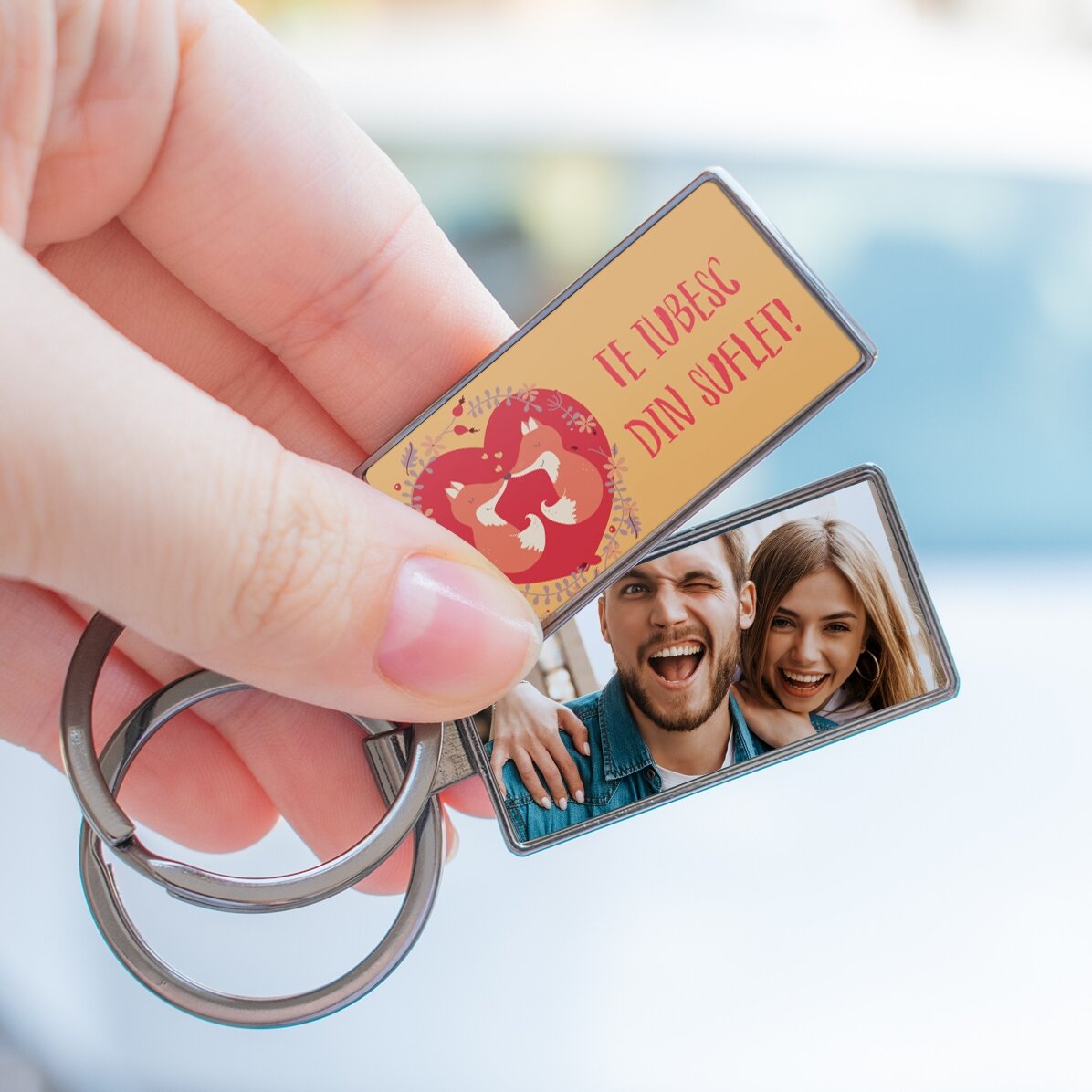 Breloc personalizat cu o poză și text - Vulpite