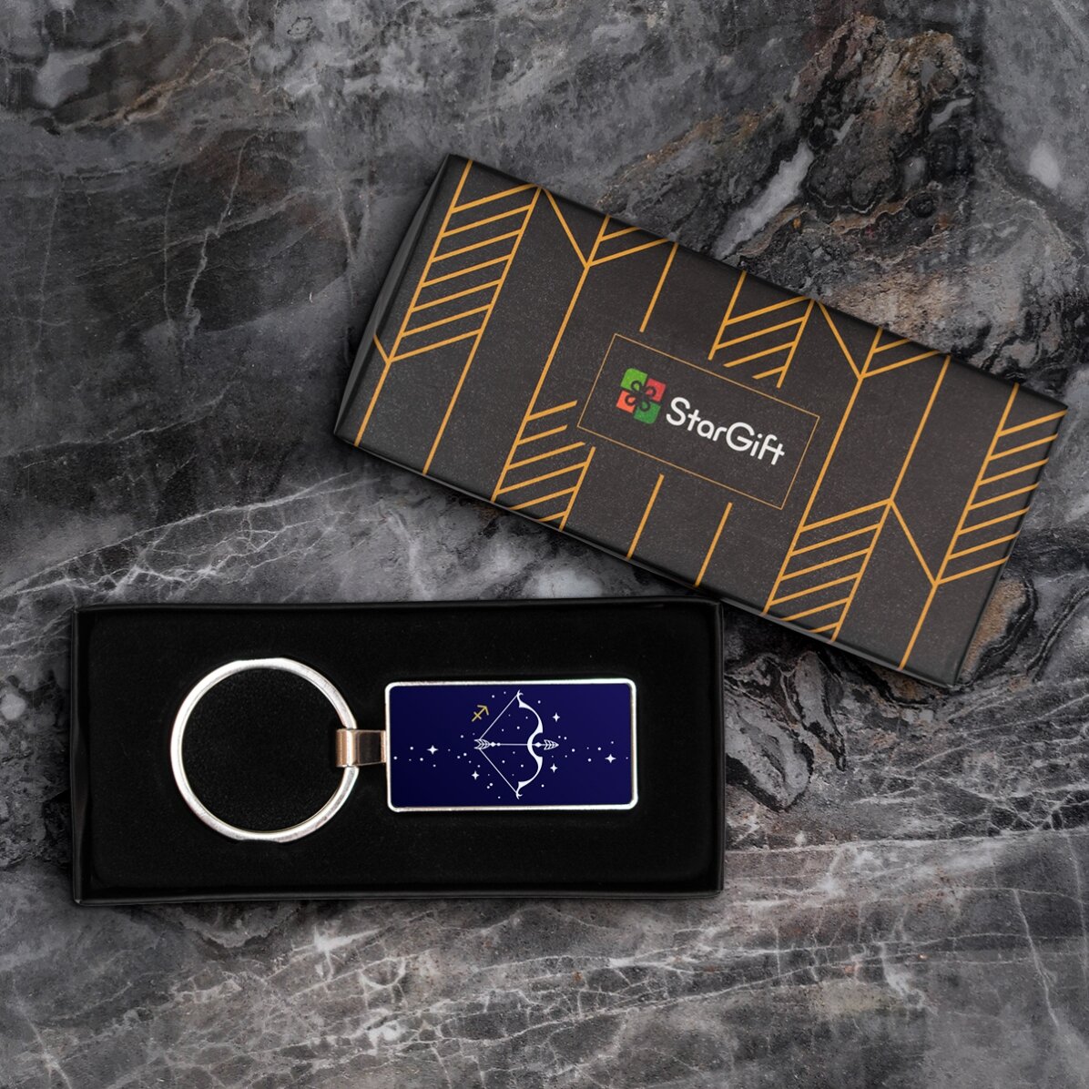 Breloc personalizat cu text și zodie - Săgetător