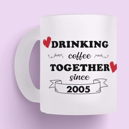 Cană sticlă mată personalizată cu text - Drinking together