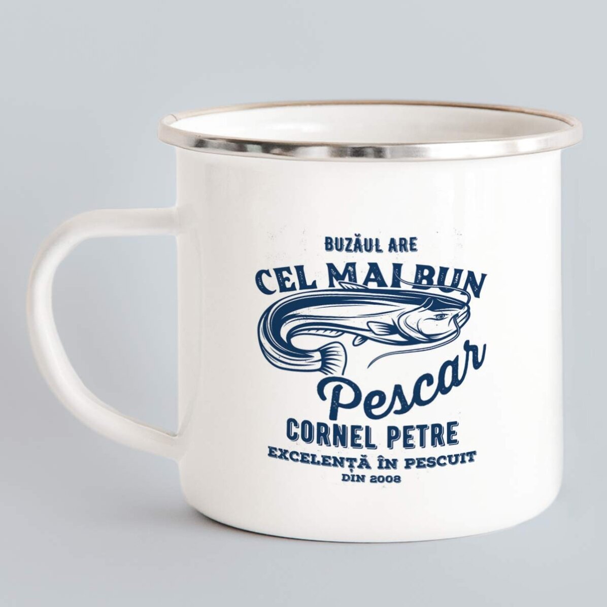 Cană metalică emailată cu mesaj pentru pescari - Cel mai bun pescar