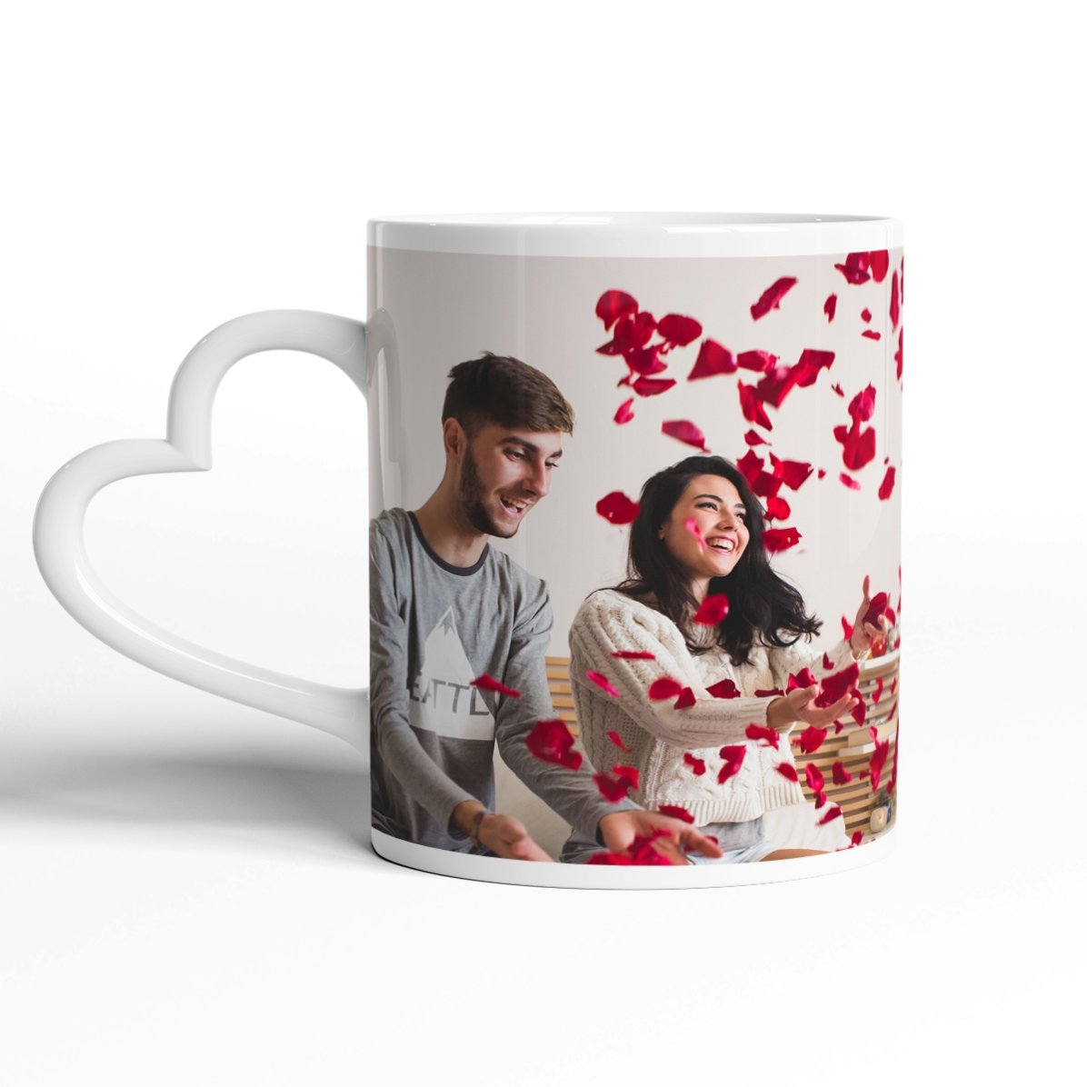 Cană personalizată cu o poză landscape  - model toartă în formă de inimă