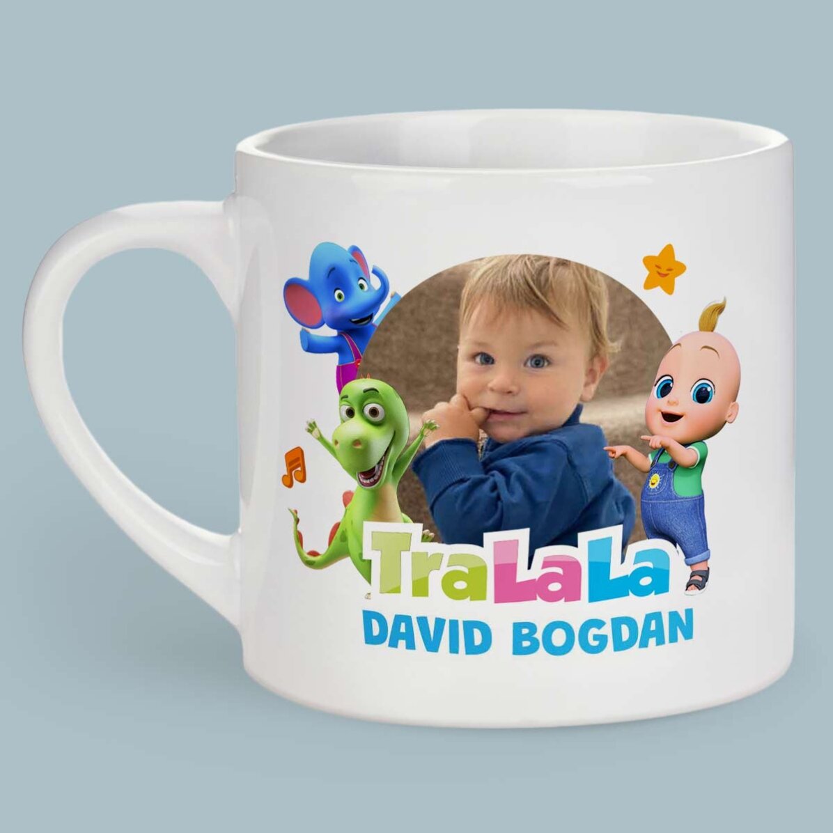 Cană personalizată pentru copii cu poză, nume și cod QR - TraLaLa