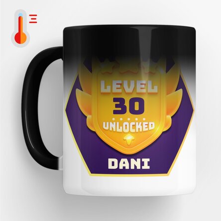 Термочувствителна чаша с персонализиран надпис за рожден ден - Level Unlocked
