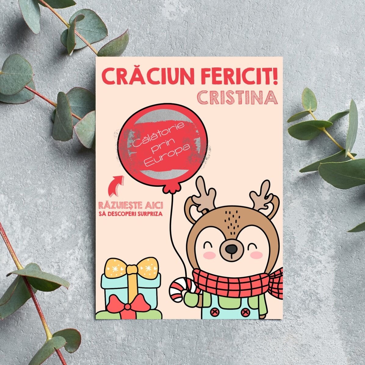 Card răzuibil personalizat de Crăciun - Ren cu balon
