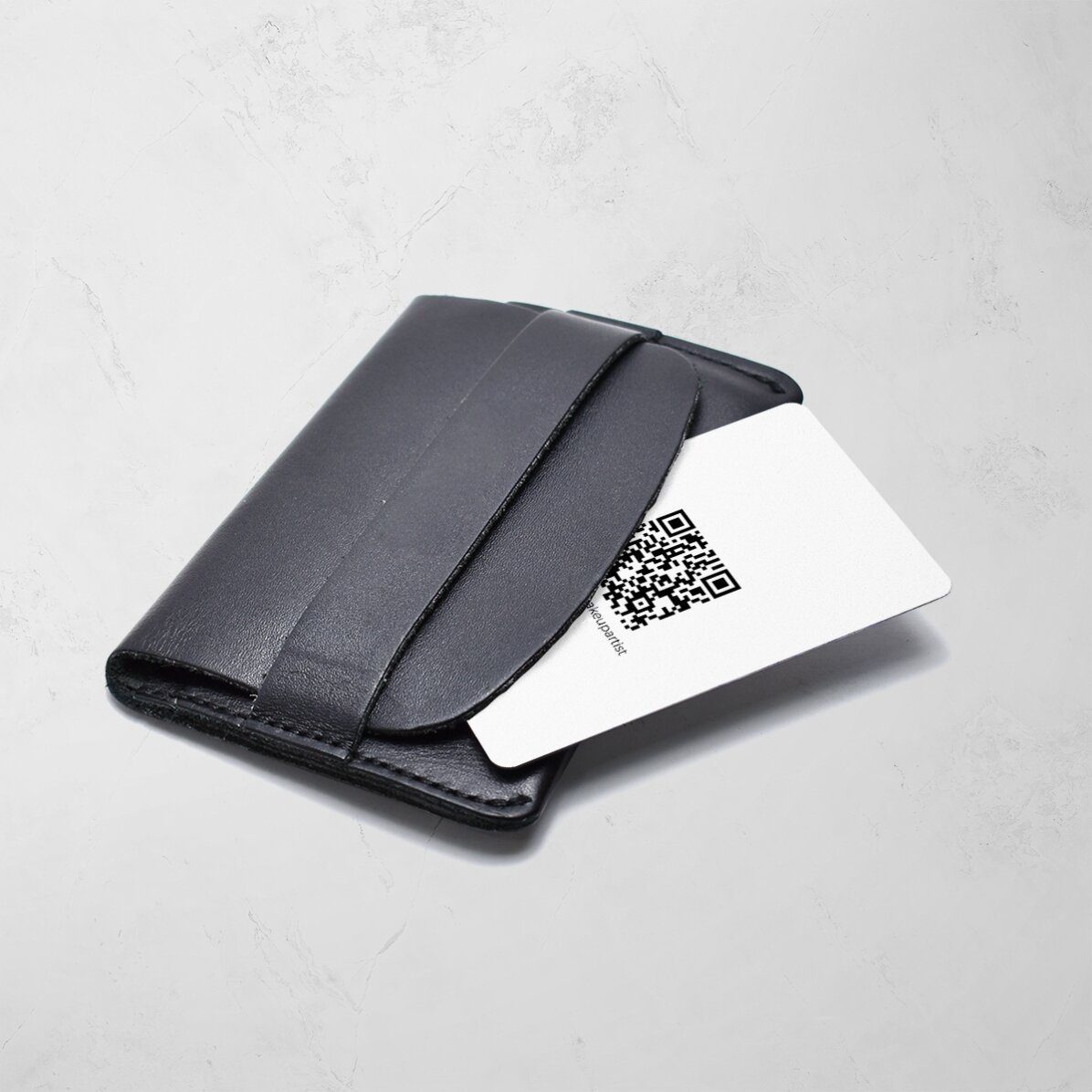 Carte de vizită aluminiu personalizată față-verso cu cod QR, text și poze - Instagram