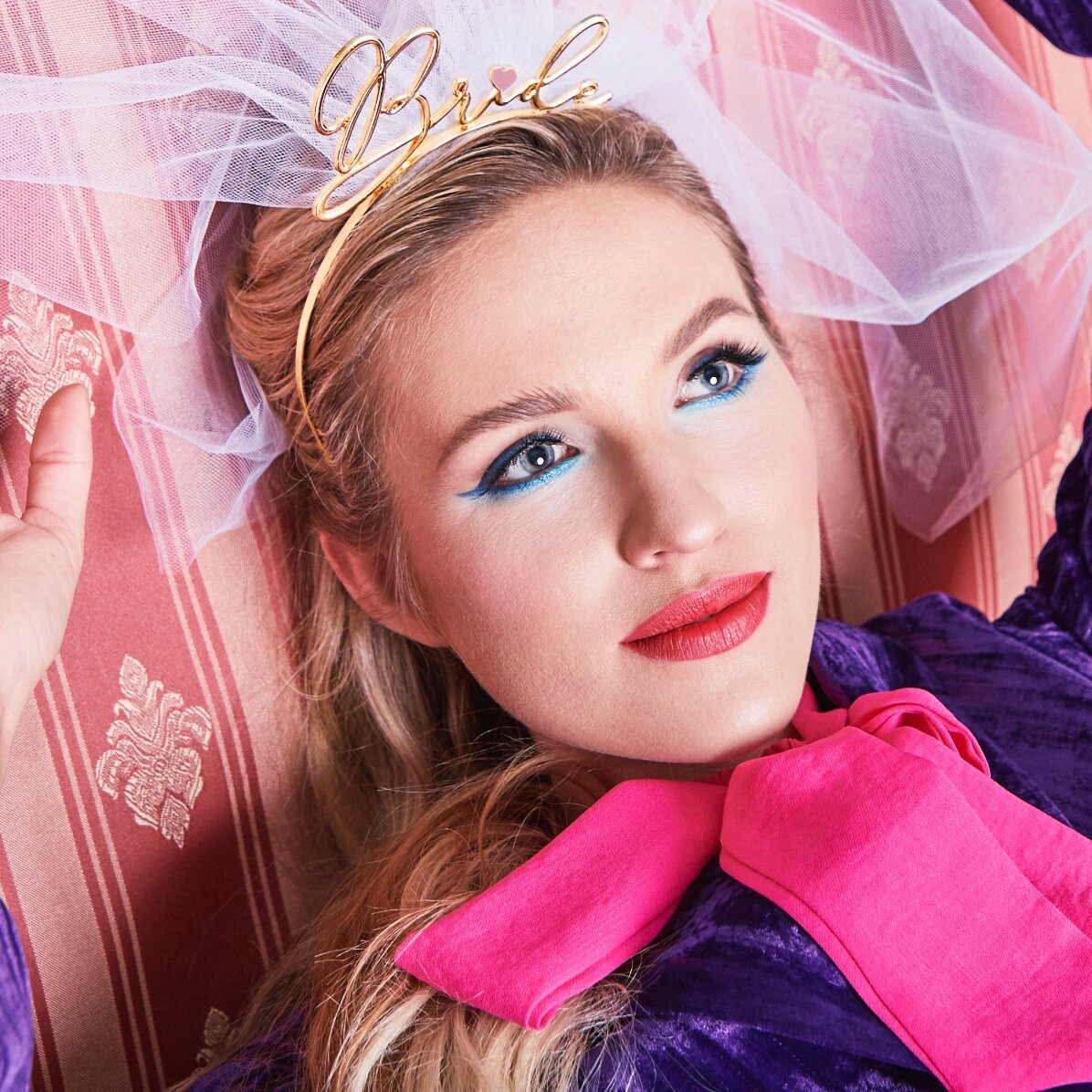 Coroniță aurie petrecerea burlăcițelor - Bride