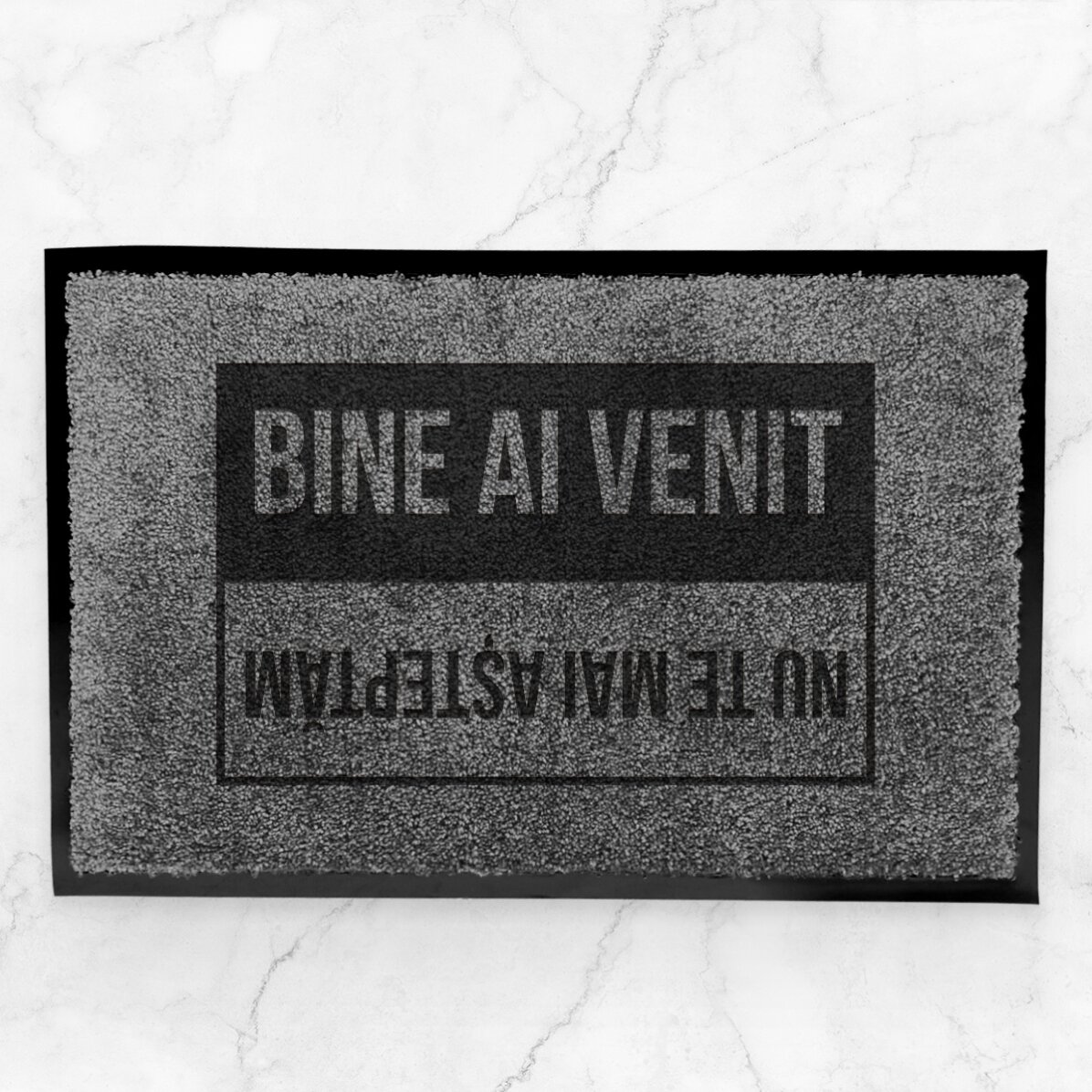 Персонализирана входна постелка за вътрешно ползване с текст - Добре дошли, не ви очаквахме