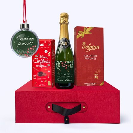 Подаръчна кутия – „Christmas Wish“ с персонализирано пенливо вино със средна плътност
