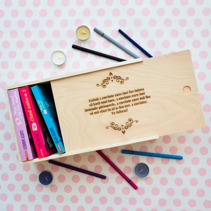 Cutie de cadou personalizată din lemn cu mesaj
