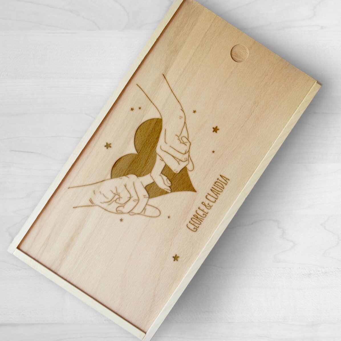 Cutie de cadou personalizată din lemn - Poveste în doi 