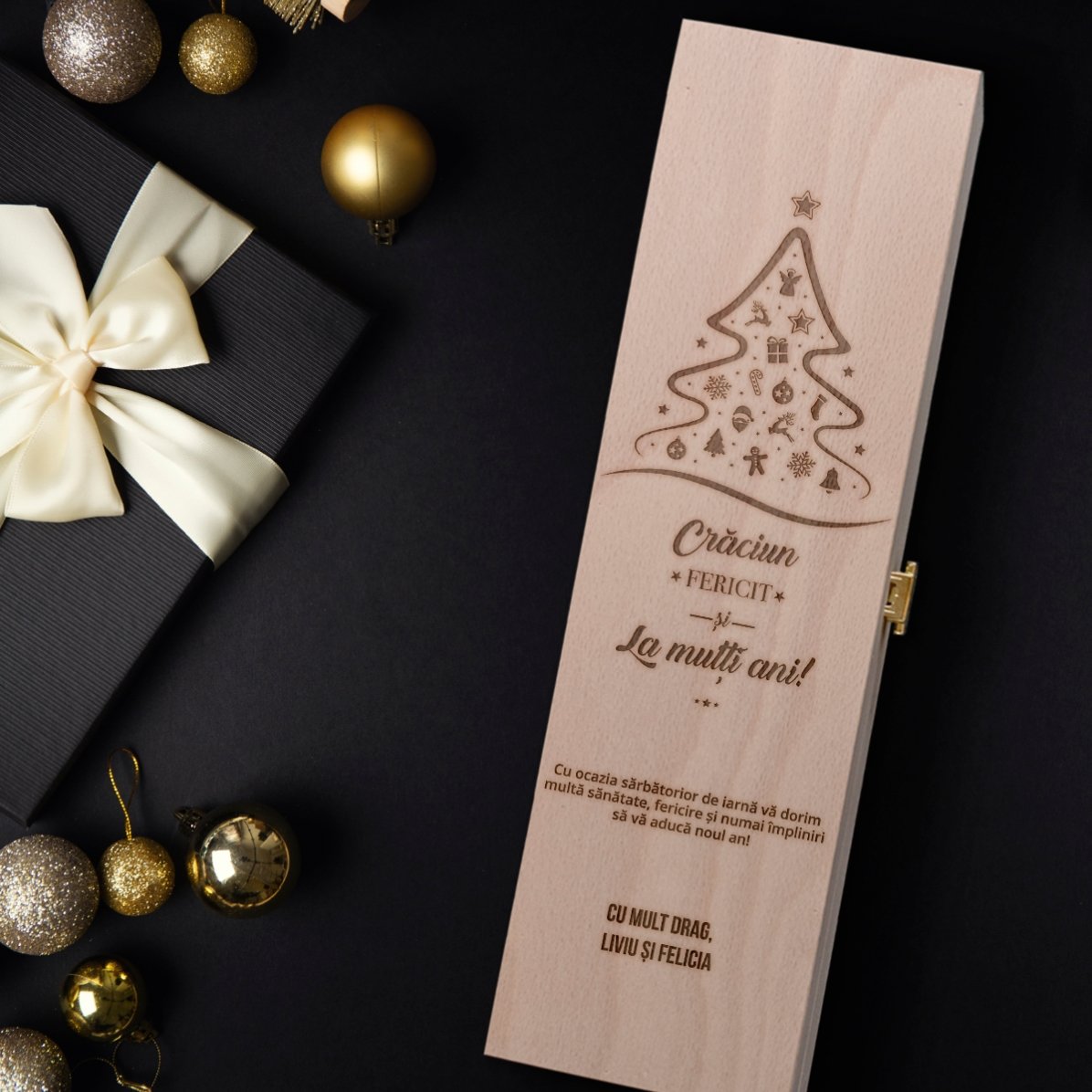 Cutie de vin personalizată - Crăciun fericit și la mulți ani!