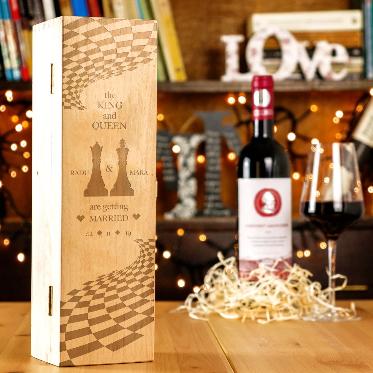Cutie de vin personalizată cu nume și text - Chess