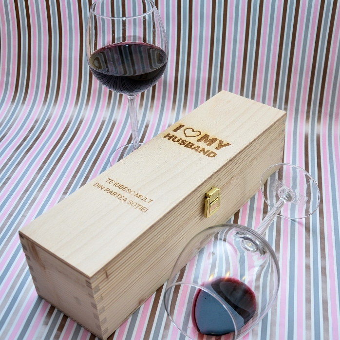 Cutie de vin personalizată - love my husband