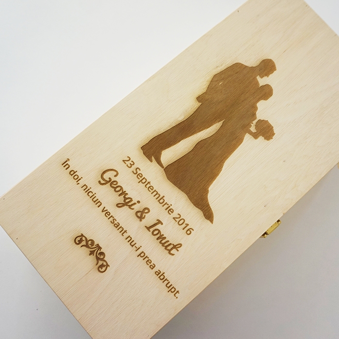 Cutie de vin personalizată pentru două sticle - Două suflete