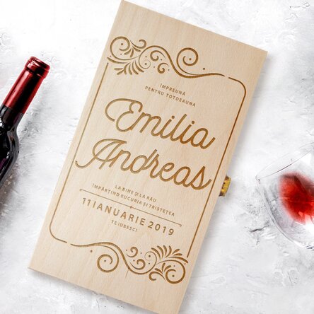 Cutie de vin personalizată pentru două sticle - Mesaj pentru miri