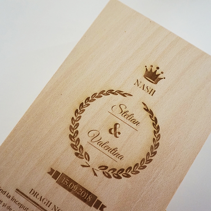 Cutie de vin personalizată pentru două sticle pentru nași
