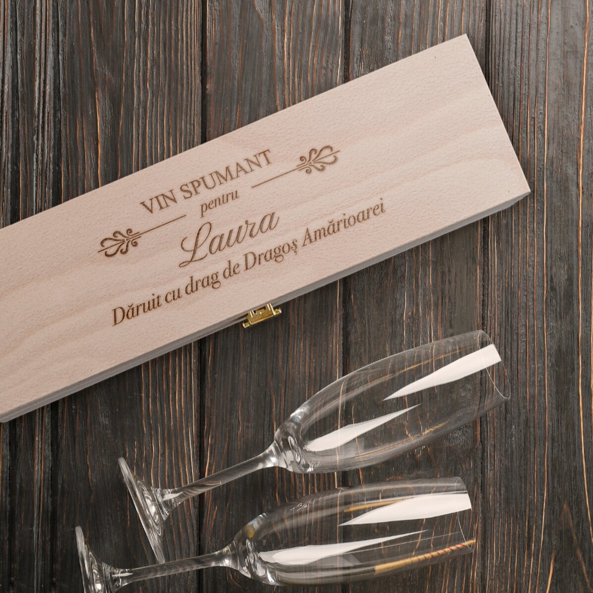 Cutie de vin spumant personalizată cu text - Elegance
