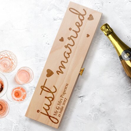 Cutie de vin spumant personalizată - Just married