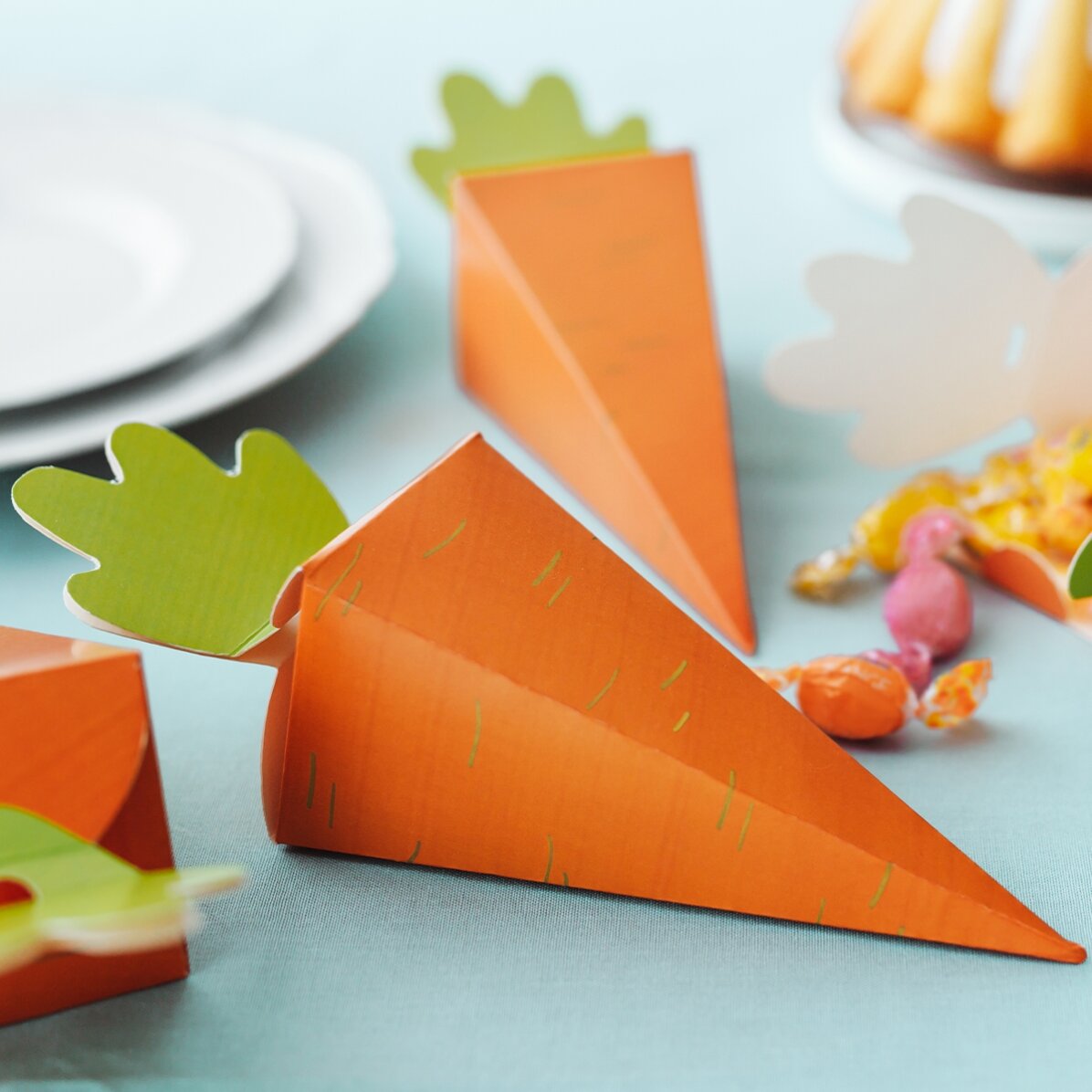 Премиум кутия за сладкиши/малки великденски подаръци - Морков