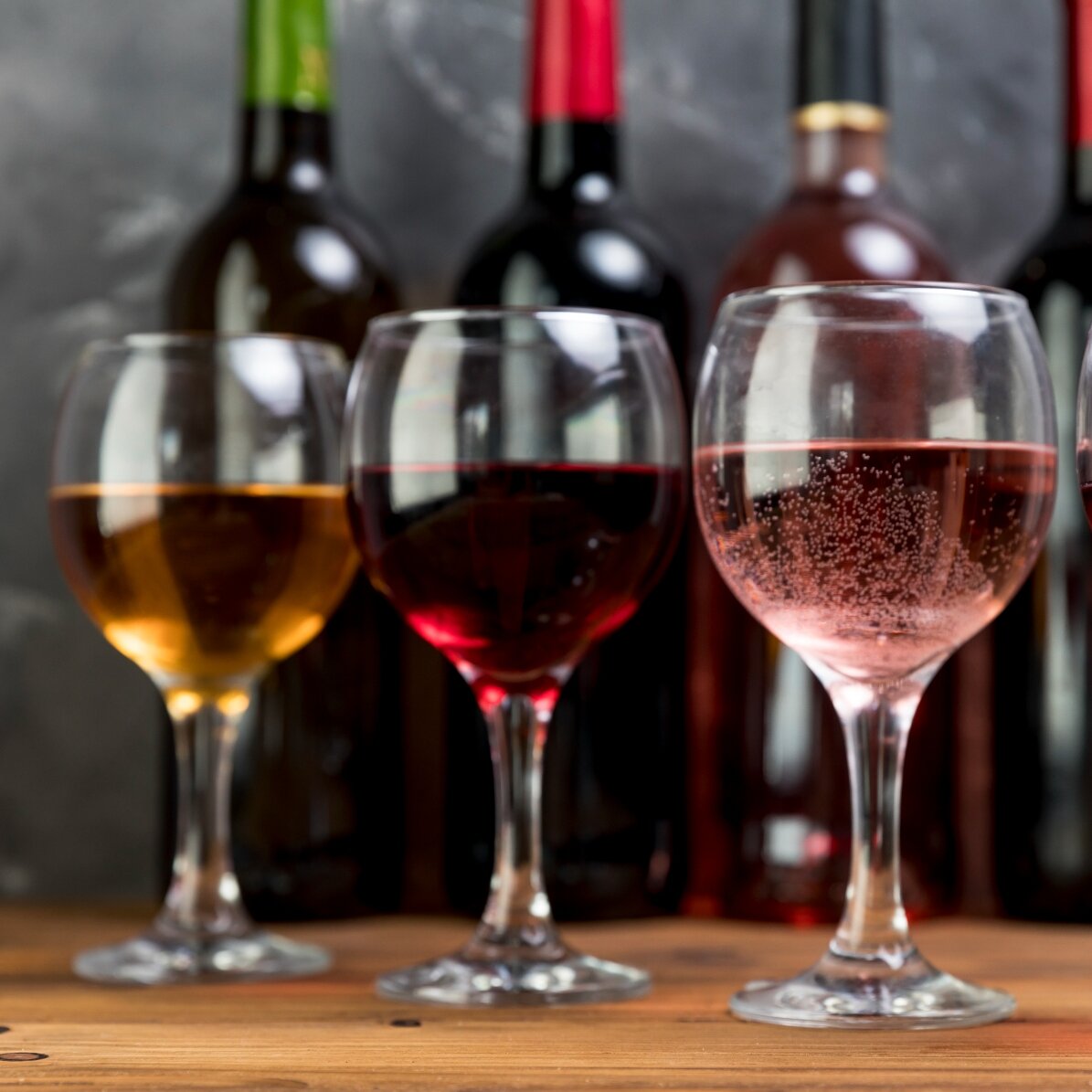 Escapadă în grup alături de prieteni  - Degustare de vinuri și atelier de cupaje la crama Budureasca