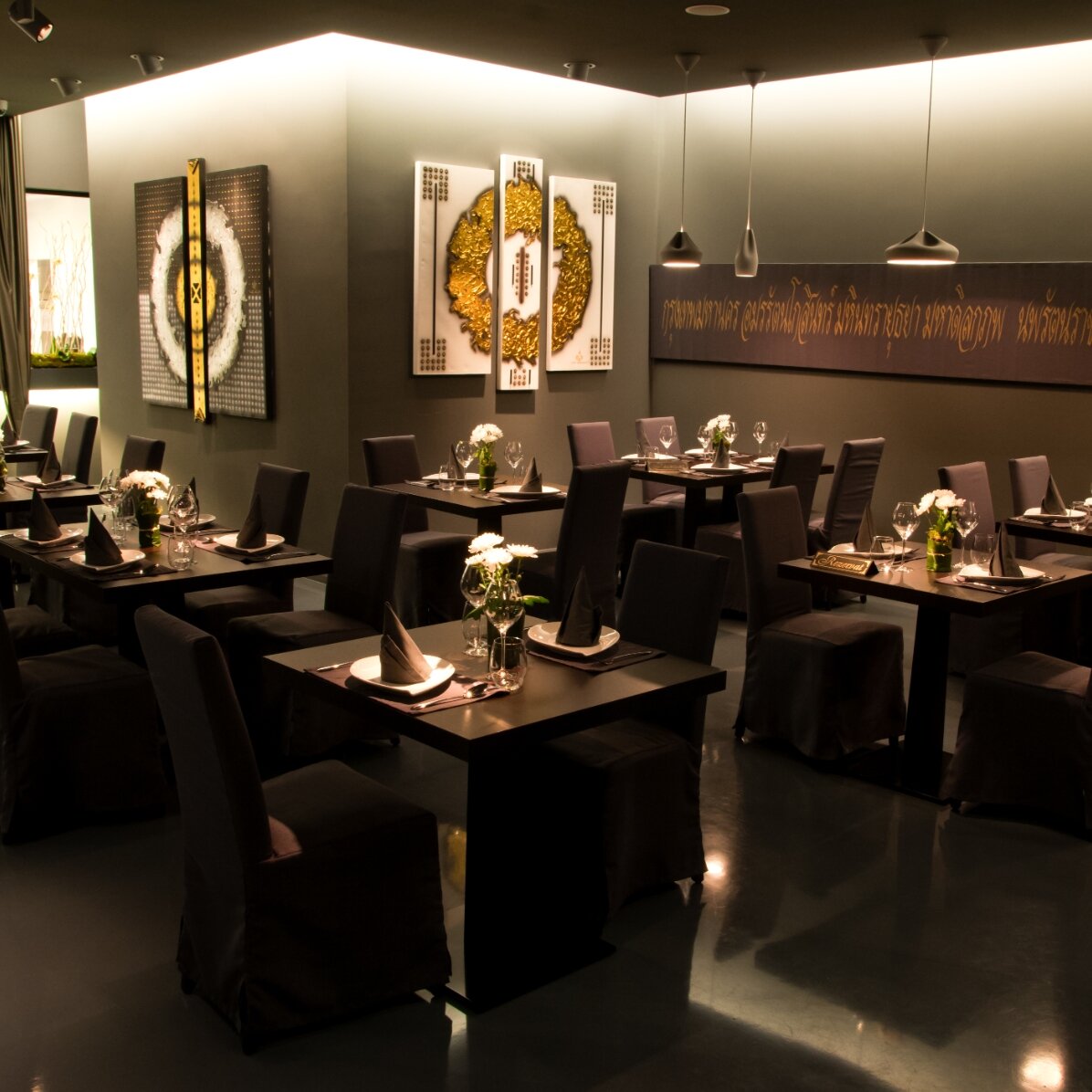 Experiență gourmet cadou la Kunnai  - Cină exclusivistă la cel mai renumit restaurant Thai 