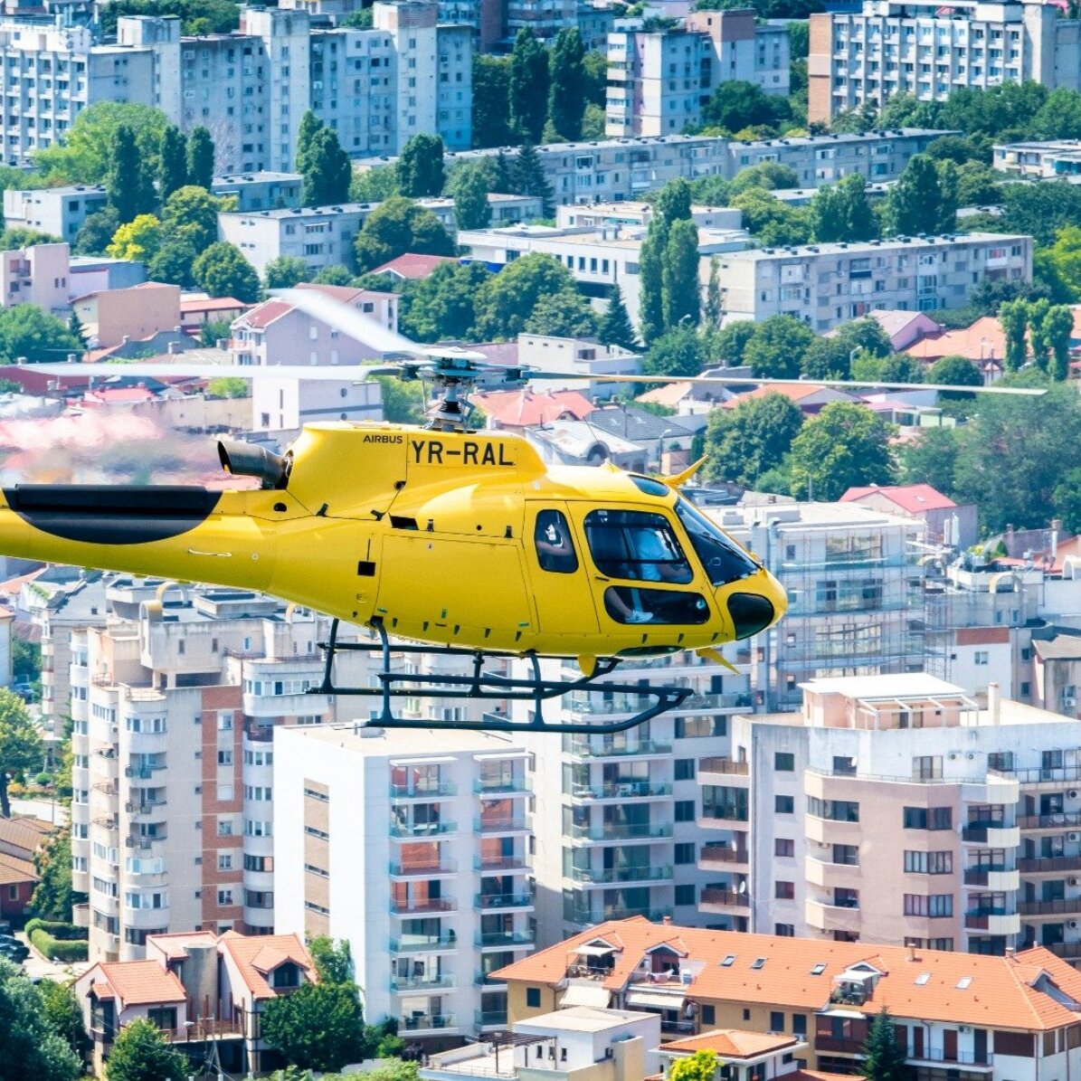 Experiență cadou la înălțime - Zbor cu elicopterul în Tuzla