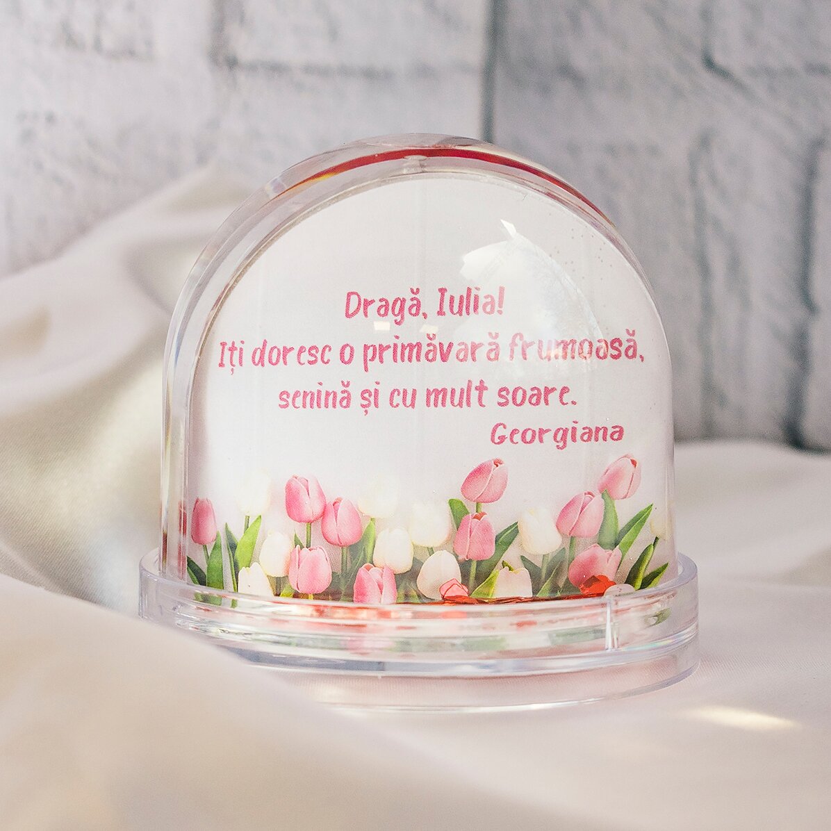 Glob de birou personalizat cu poză și text - O primăvară minunată!