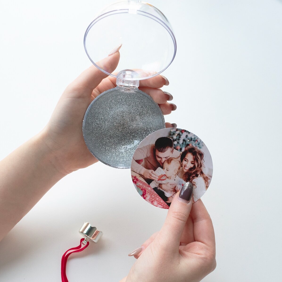 Glob personalizat cu inițială