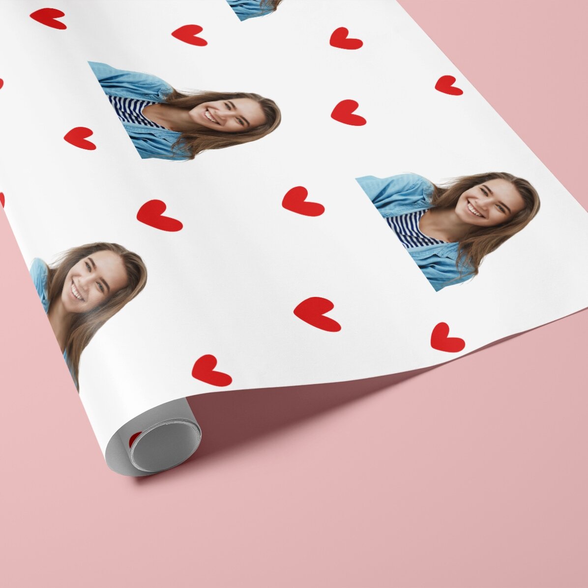 Hârtie de împachetat cadouri personalizată cu o poză - Inimă