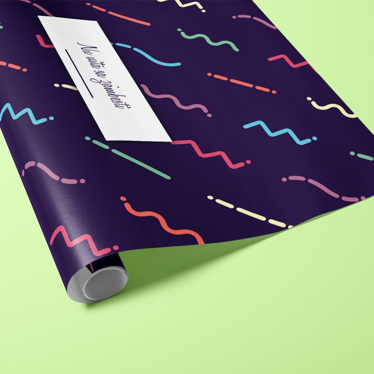 Hârtie de împachetat cadouri personalizată cu text în chenar, fundal mov închis