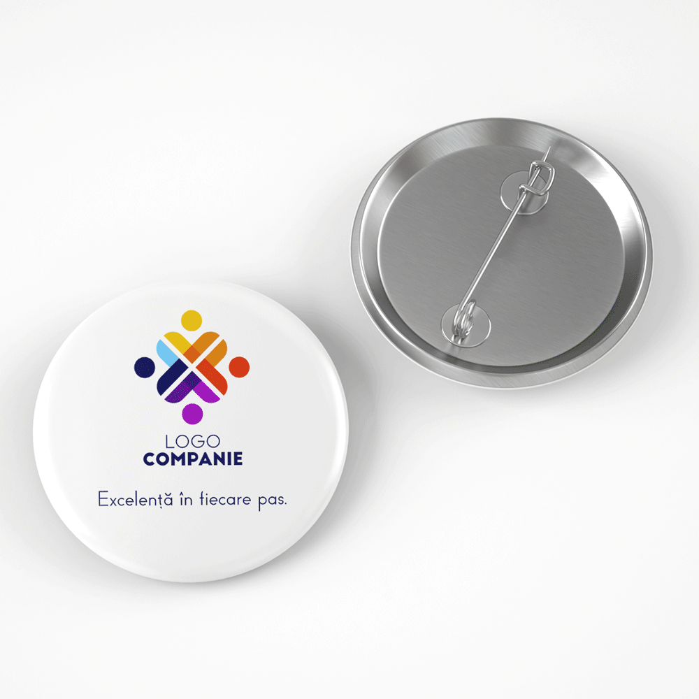 Insignă personalizată cu logo vertical și text