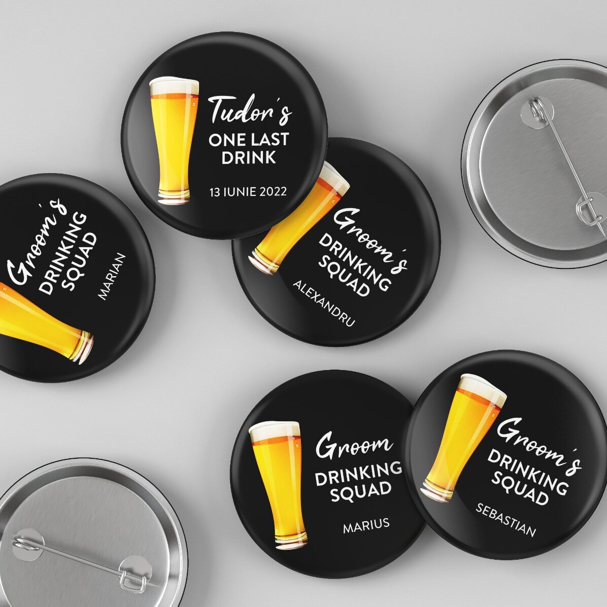 Insignă personalizată cu text pentru petrecerea burlacilor