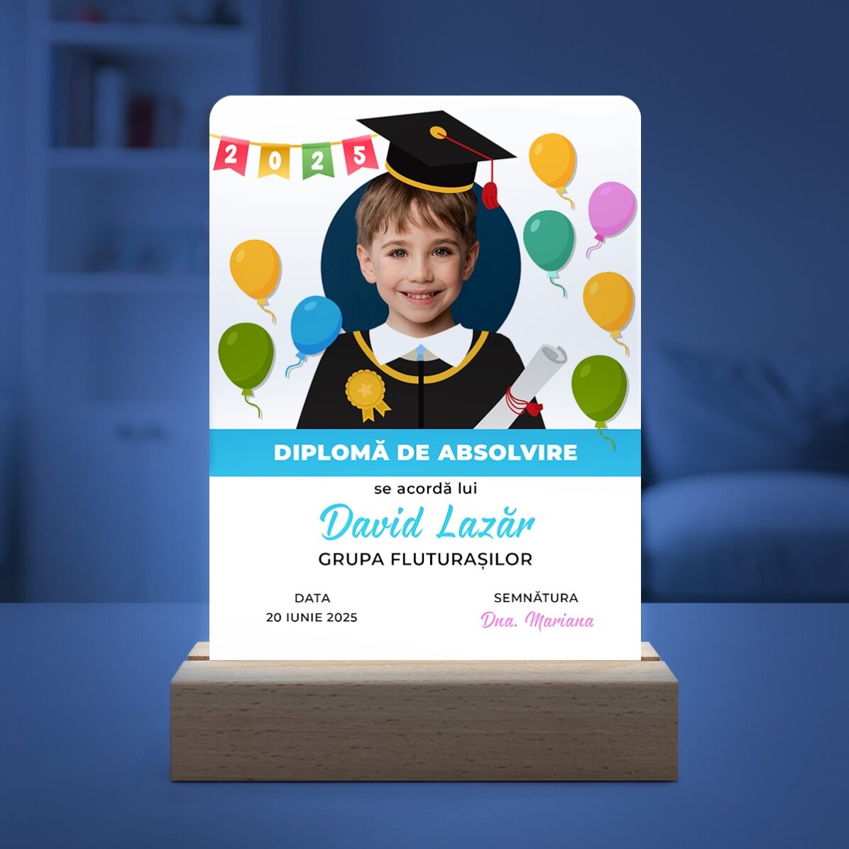 Lampă veghe LED personalizată cu o poză și mesaj pentru copii - Diplomă de absolvire