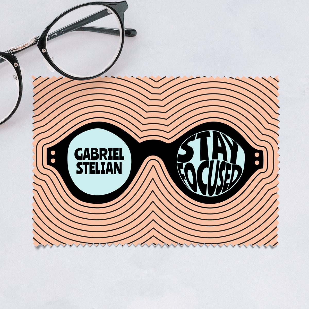 Lavetă personalizată pentru curățare ecrane/ochelari - Stay Focused