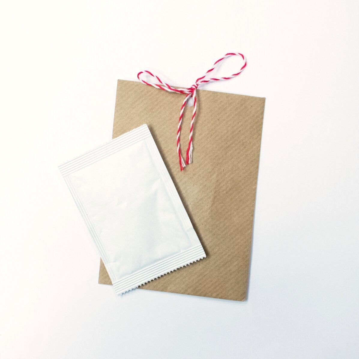 Mărțișor plantabil personalizat cu o poză și mesaj - Floral