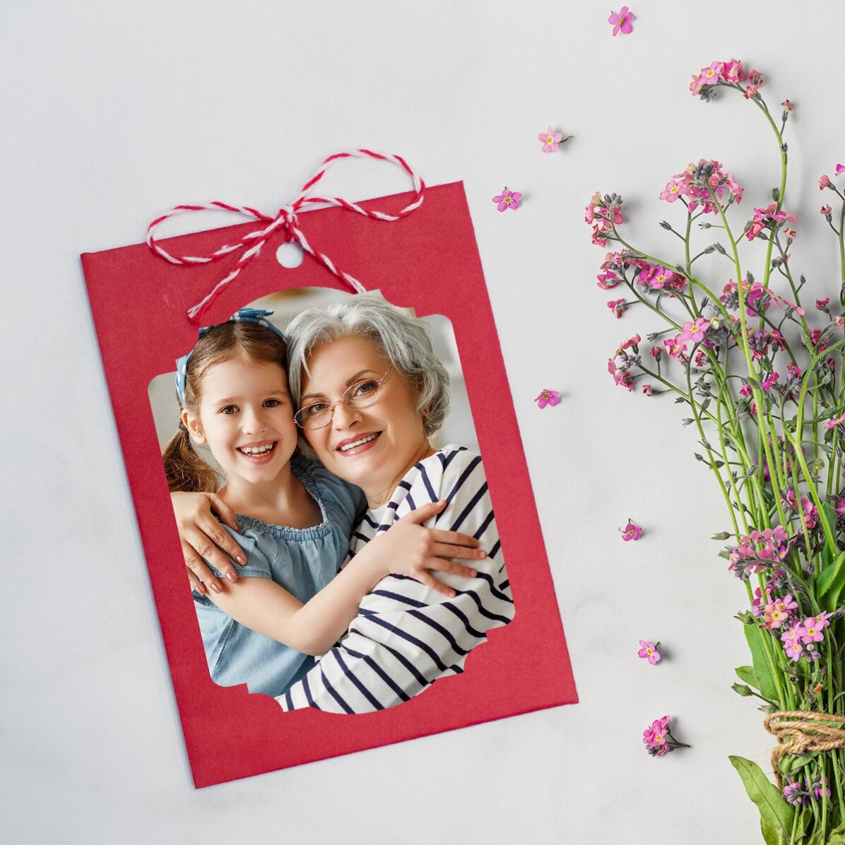 Персонализиран Martisor за засаждане с фотография