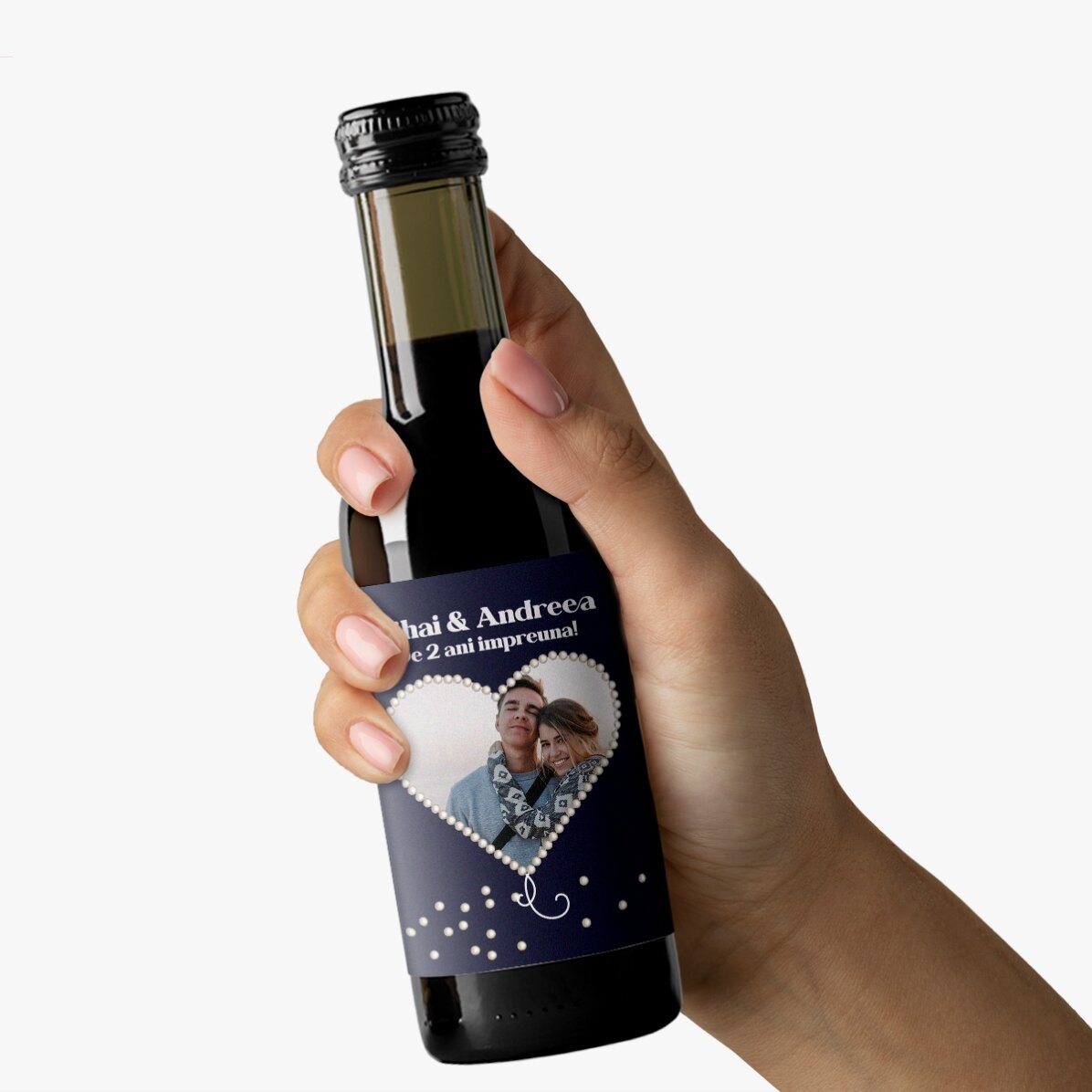 Mini sticluță de vin personalizată cu o poză în formă de inimă perlată