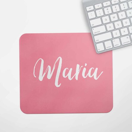 Mouse pad personalizat cu nume și fundal colorat