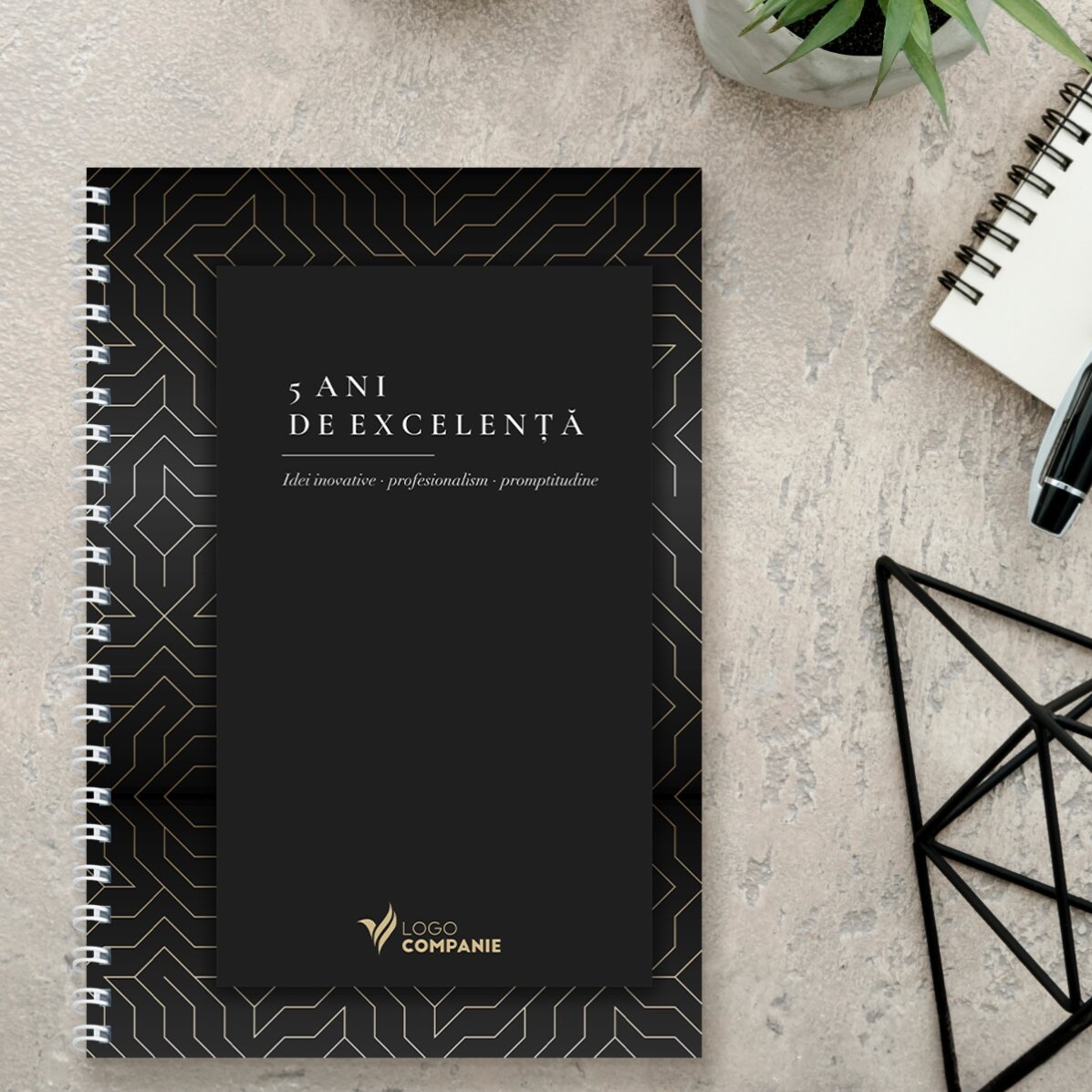 Notebook personalizat cu text - Aniversare brand