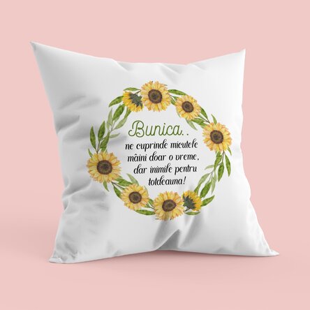 Pernă personalizată cu mesaj pentru bunică