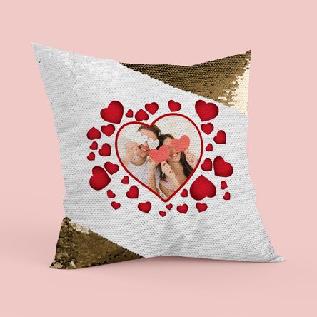 Pernă personalizată cu o poză și inimioare - Paiete aurii