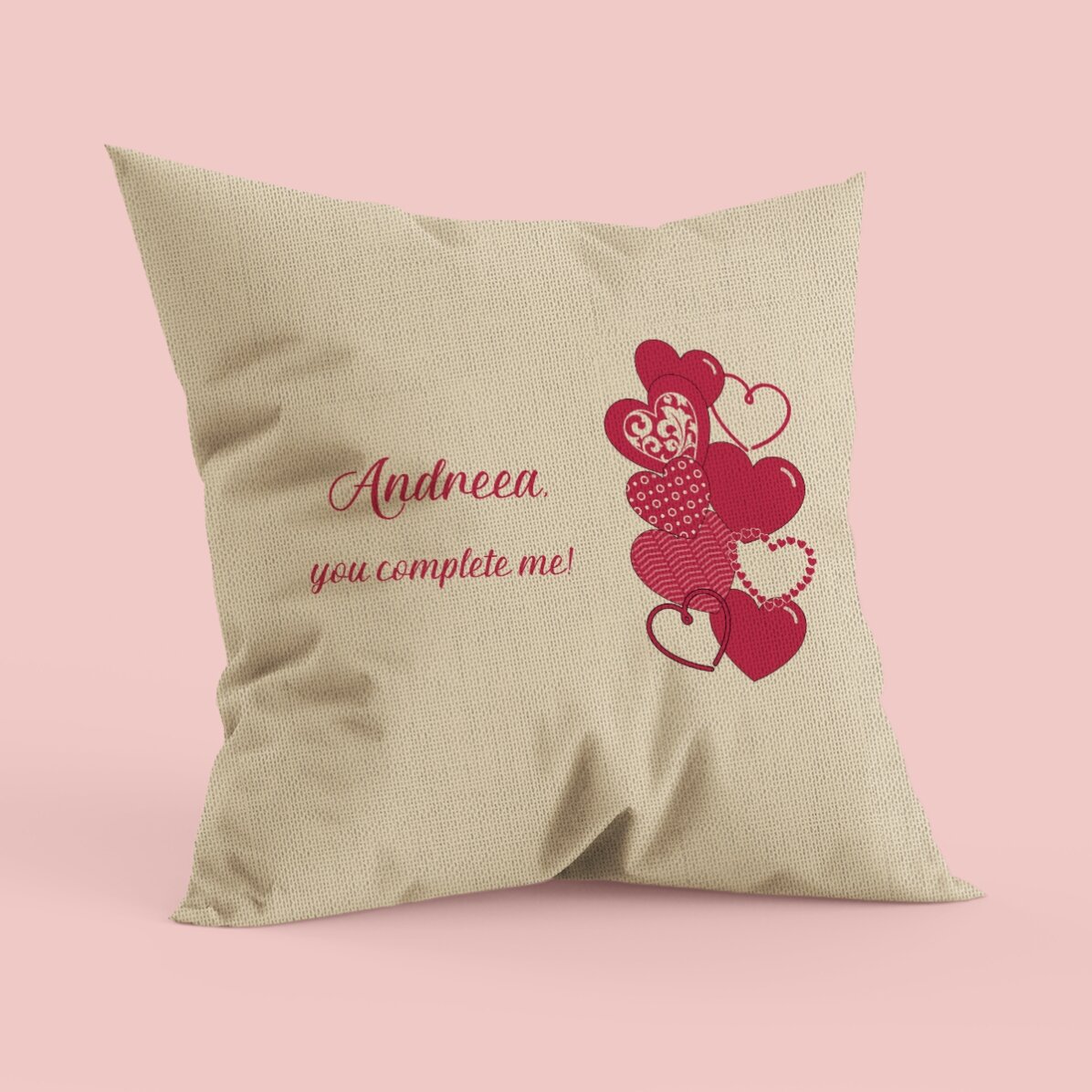 Pernă personalizată cu text- model inimioare - In