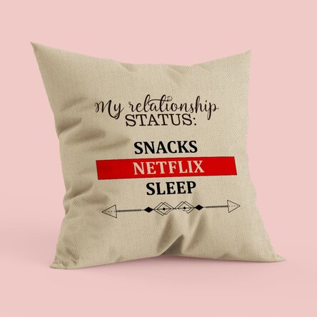 Pernă personalizată cu text - Relationship status - In