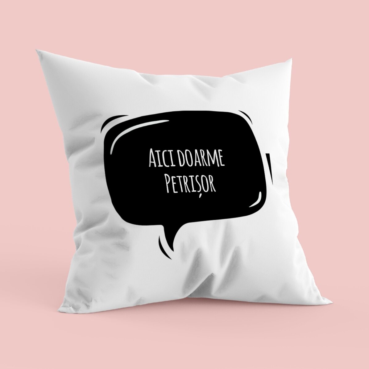 Pernă personalizată cu un mesaj amuzant